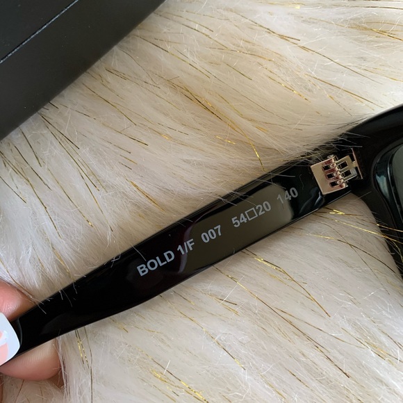 Saint Laurent Bold 1/F 007 - Picture 6 of 8